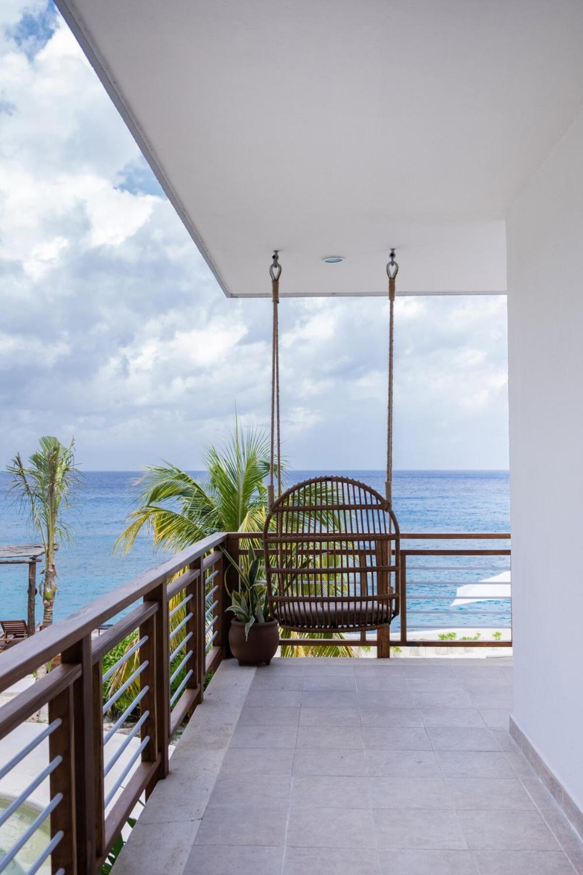 Gorgeous Front House Cozumel